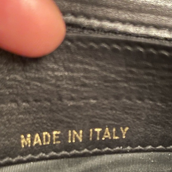 Chanel Caviar Short Wallet with Chain - Picture 8 of 16